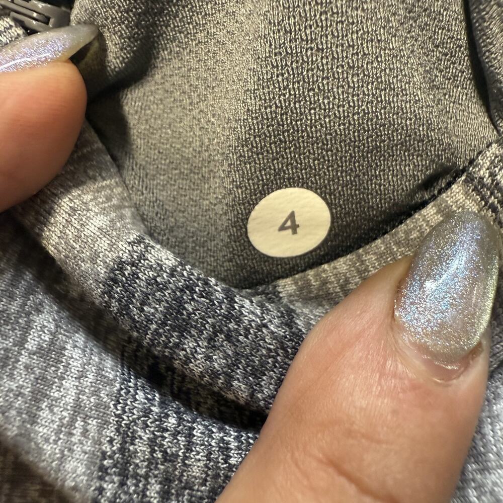 Lululemon Race Your Pace Long Sleeve Marshmallow Stripe Heathered Slate Size 4 - Picture 9 of 13